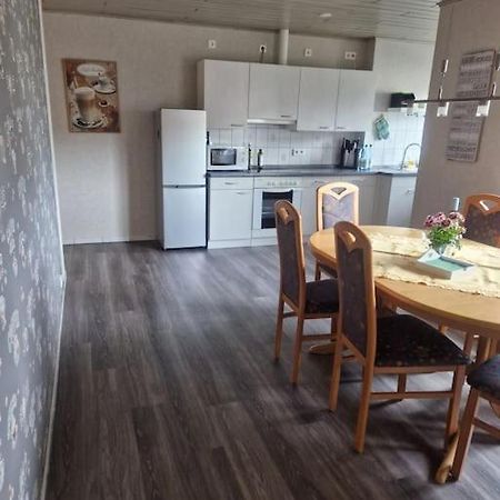 Gemuetliche 3-Zimmer-Wohnung, Zentral Gelegen Apensen Exterior foto